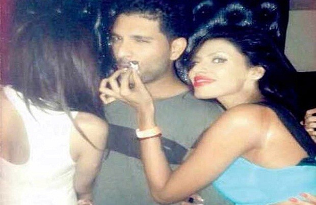 Yuvraj at Birthday party of Gizelle Thakral