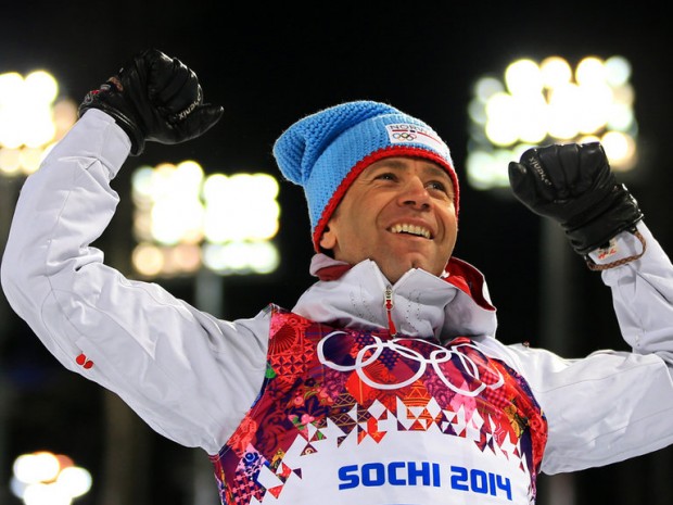 Sochi Winter Olympics: Ole Einar Bjoerndalen becomes most decorated Winter Olympian ever